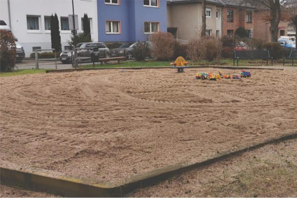 2023_HP_Spielplatz_Richard_Wagner_Platz_Troisdorf_SPD_Fraktion_Sanierung_Investition_Spielgeraete_Sandkasten_Partizipation