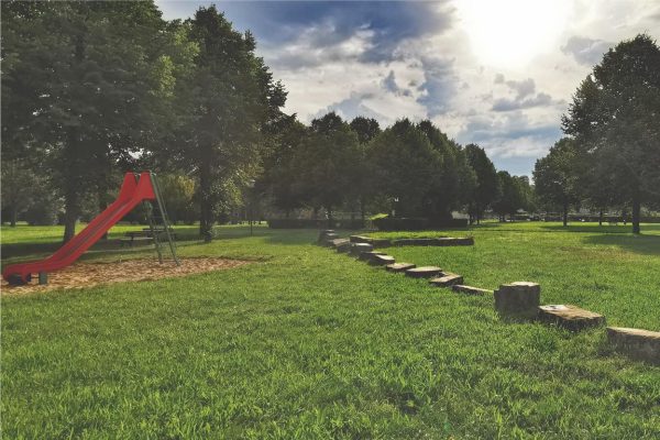 20230827_HP_Huette_West_FWH_Stadtteilpark_gemeinsam_gestalten_SPD_Fraktion_Troisdorf_Buergerbeteiligung_Partizipation_Baeume_Spielplatz_Gruen