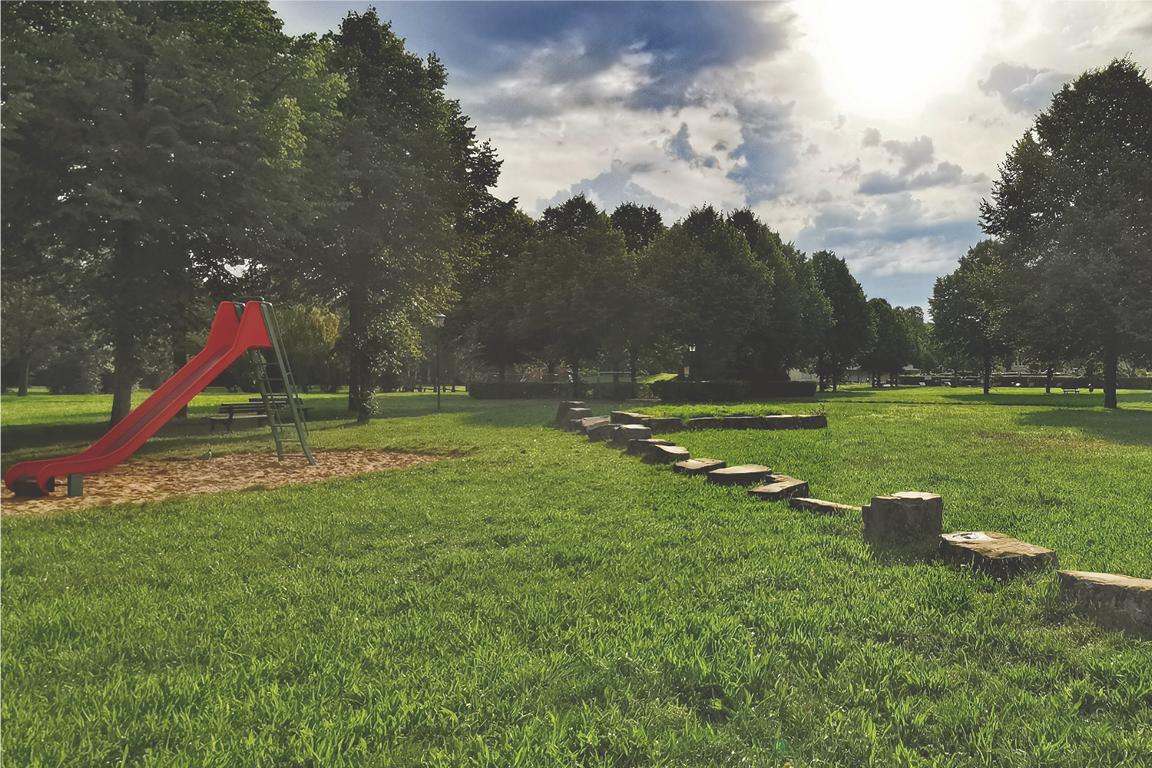 20230827_HP_Huette_West_FWH_Stadtteilpark_gemeinsam_gestalten_SPD_Fraktion_Troisdorf_Buergerbeteiligung_Partizipation_Baeume_Spielplatz_Gruen