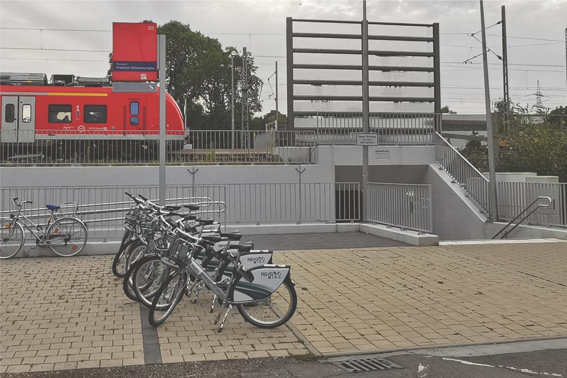 20231010_HP_Bahnhof_Bhf_Huette_Barrierefreiheit_Deutsche_Bahn_DB_Aufzug_SPD_Fraktion_Troisdorf