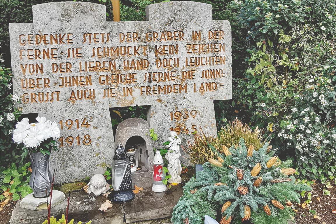 20231119_HP_Volkstrauertag_FWH_SPD_Fraktion_Troisdorf_Huette_Gedenken